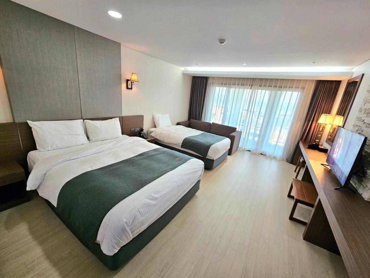 Hotel Thesoom Forest Yongin Exterior photo