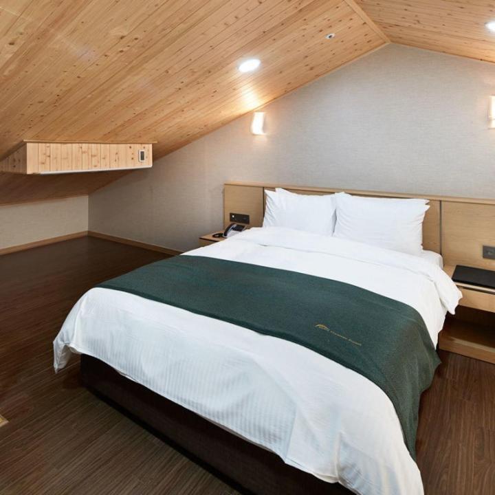 Hotel Thesoom Forest Yongin Exterior photo