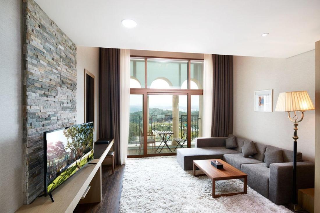 Hotel Thesoom Forest Yongin Exterior photo