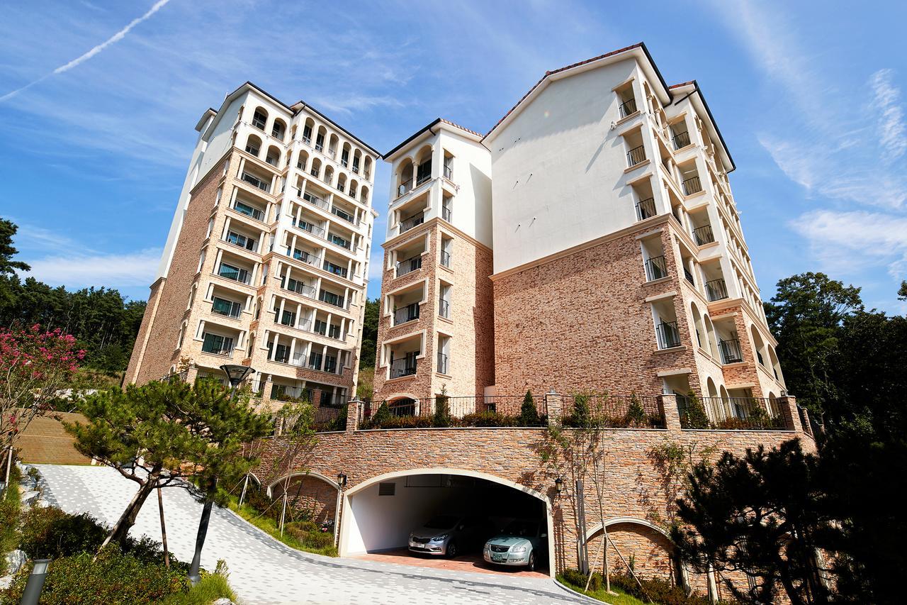 Hotel Thesoom Forest Yongin Exterior photo