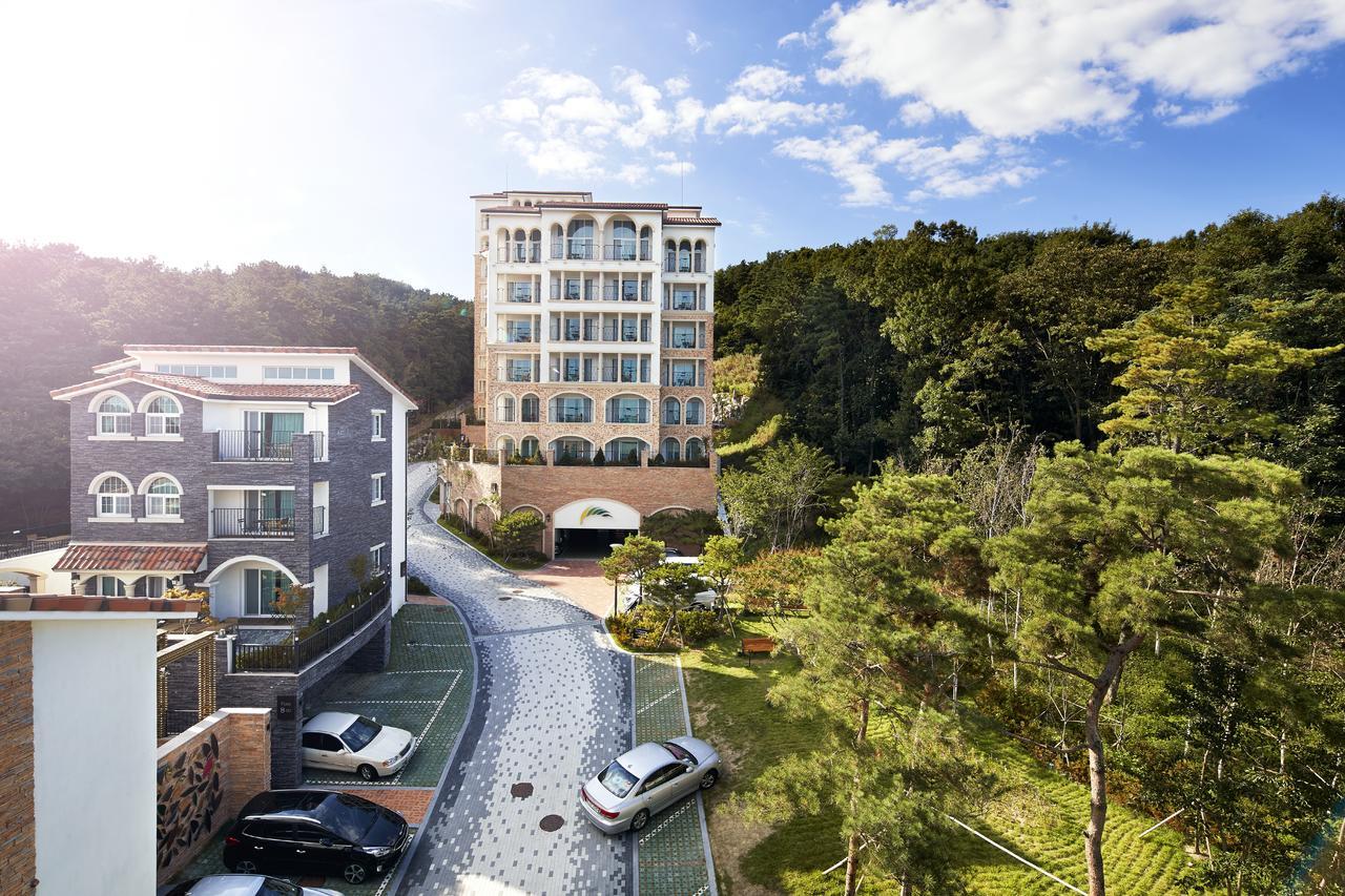 Hotel Thesoom Forest Yongin Exterior photo